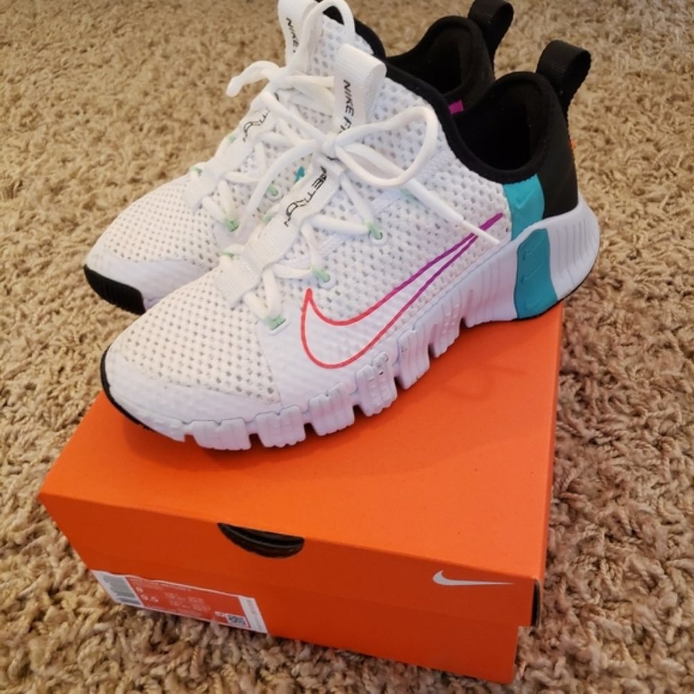 MEN'S Nike Free Metcon 3 White Size 8 w/box